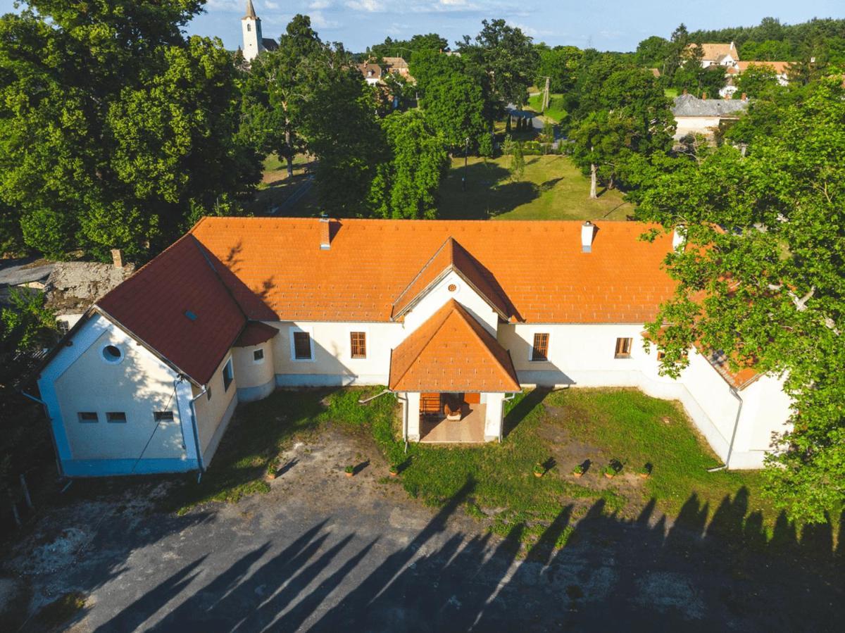 Tolnay Kúria és Vendégház Hotel Nagygorbo Exterior foto